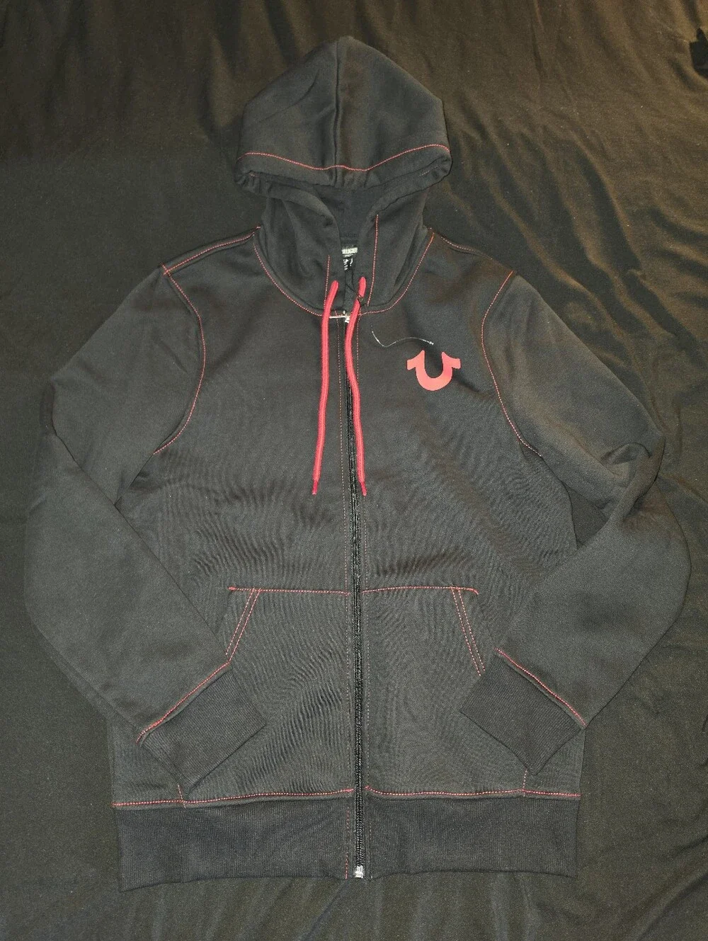 True Religion FIRE! NWOT! The Contrast Logo Hoodie in Black. Sz Sm. R2S!